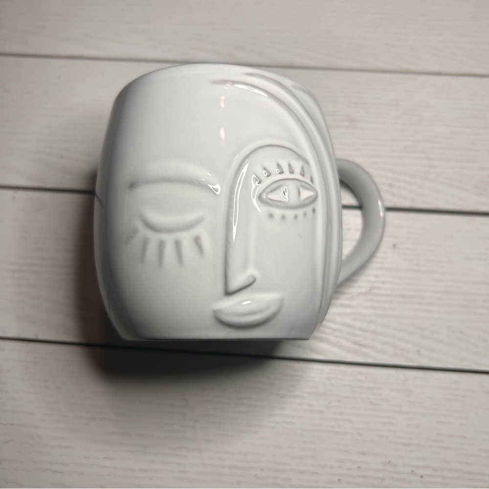 Starbucks White Face Design Mug